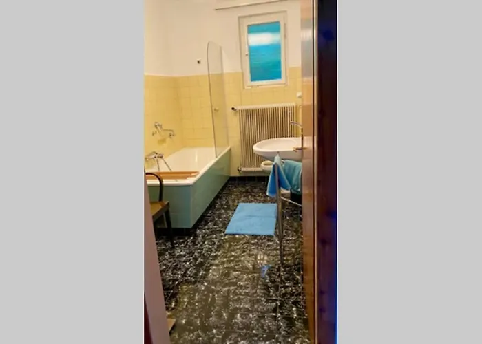 Апартаменты Bellevue Woerthersee - Privater Seezugang, Hunde Auch Herzlich Willkommen (adults Only) *